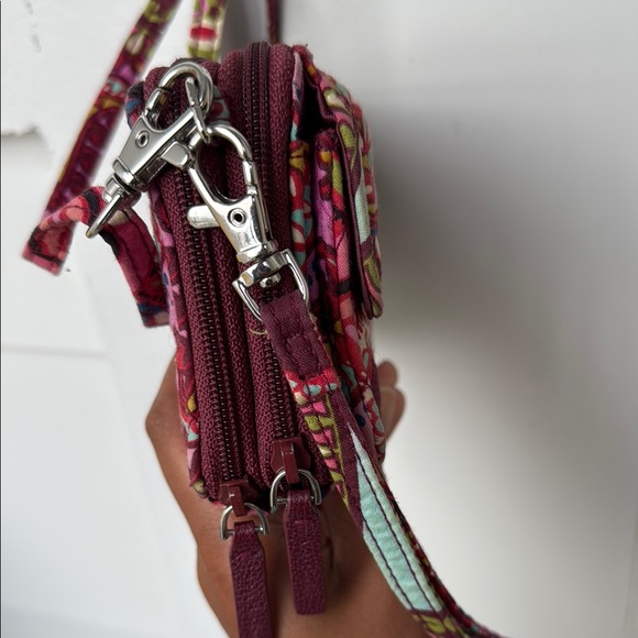 Colorful Vera Bradley Crossbody Bag - Picture 4 of 10